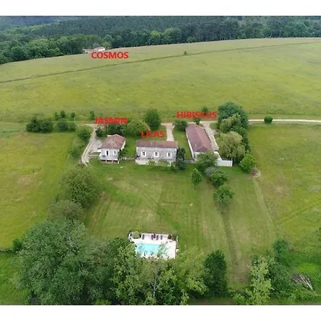 Holiday home De Pouzelande, 5 Prives, Maximum 28 Personnes, 15 Mn De Perigueux
