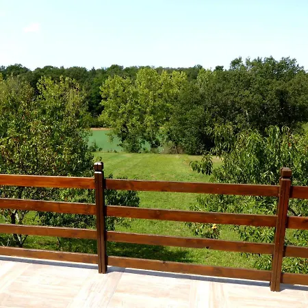 Hébergement de vacances De Pouzelande Sanilhac (Dordogne)